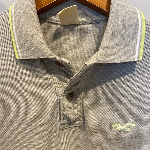 Men’s Hollister Polo - Picture 2 of 9